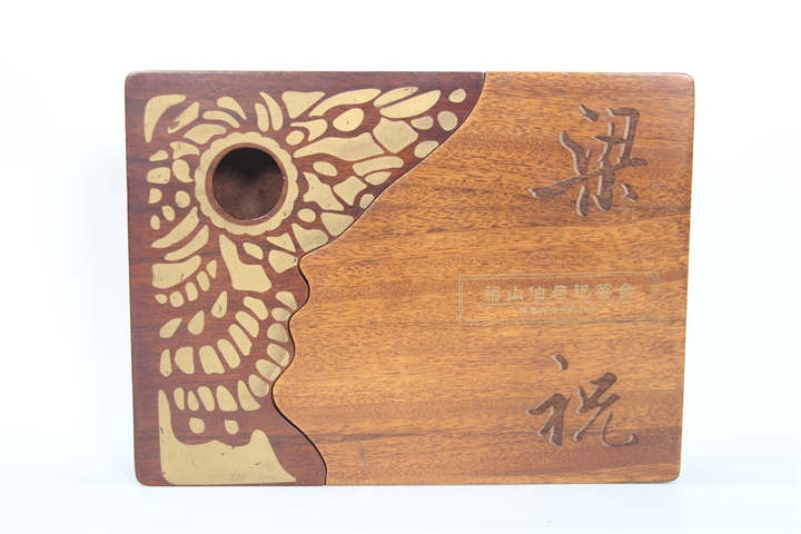 激光雕刻在禮品包裝（zhuāng）行業的應用