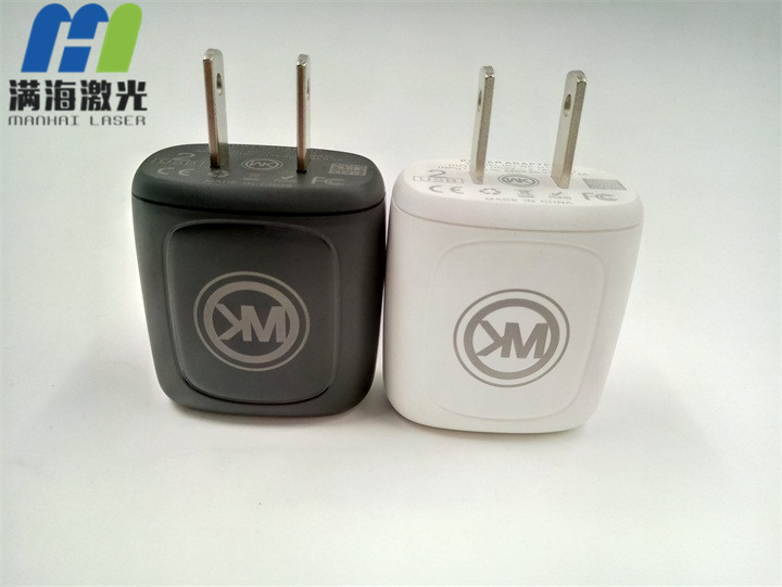 馬赫塑膠充電器上蓋激光鐳雕（diāo）