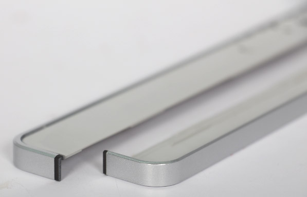 惠普筆記本電（diàn）腦天線蓋旋轉打標