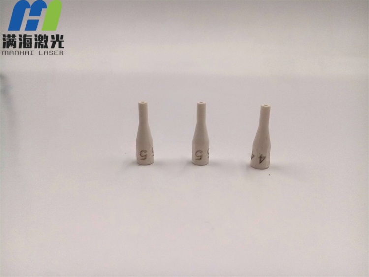 小塑膠帽（mào）激光旋轉刻字