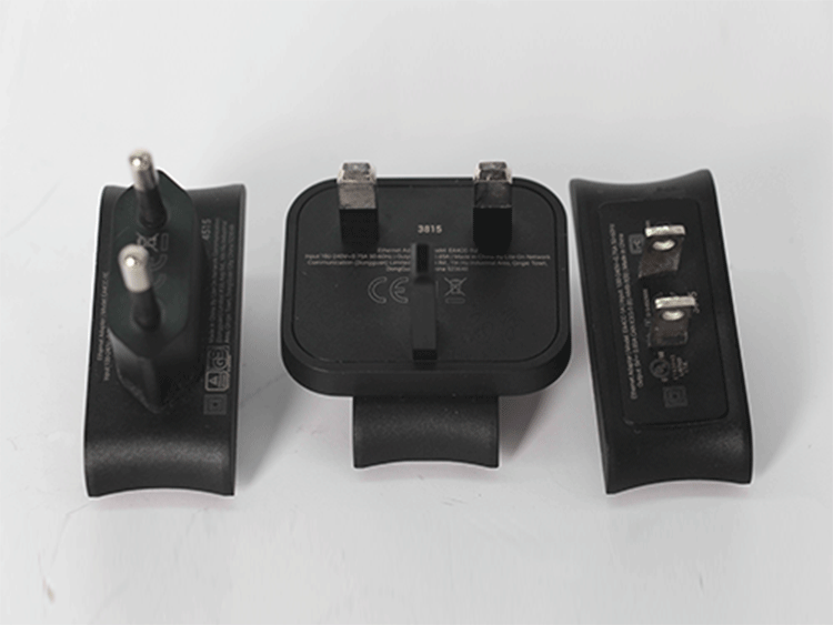 充電器鐳射雕（diāo）刻