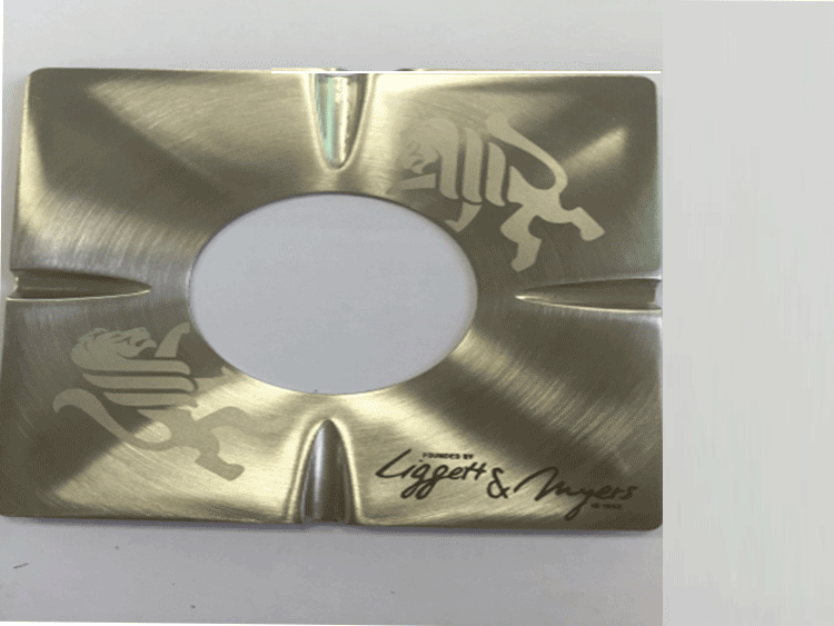 金屬煙（yān）灰缸蓋板激光鐳雕